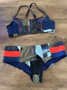 Lole Dauphinee bikini Sporty  Set in Navy, Olive & Red Accents